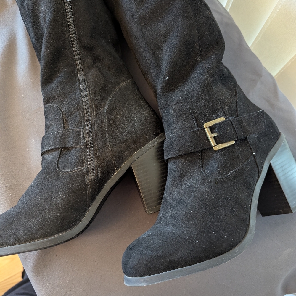 Black Knee-High Women's Boots - Picture 3 of 5